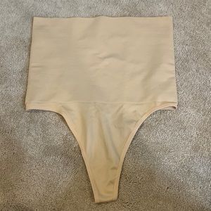 NWOT Spanx